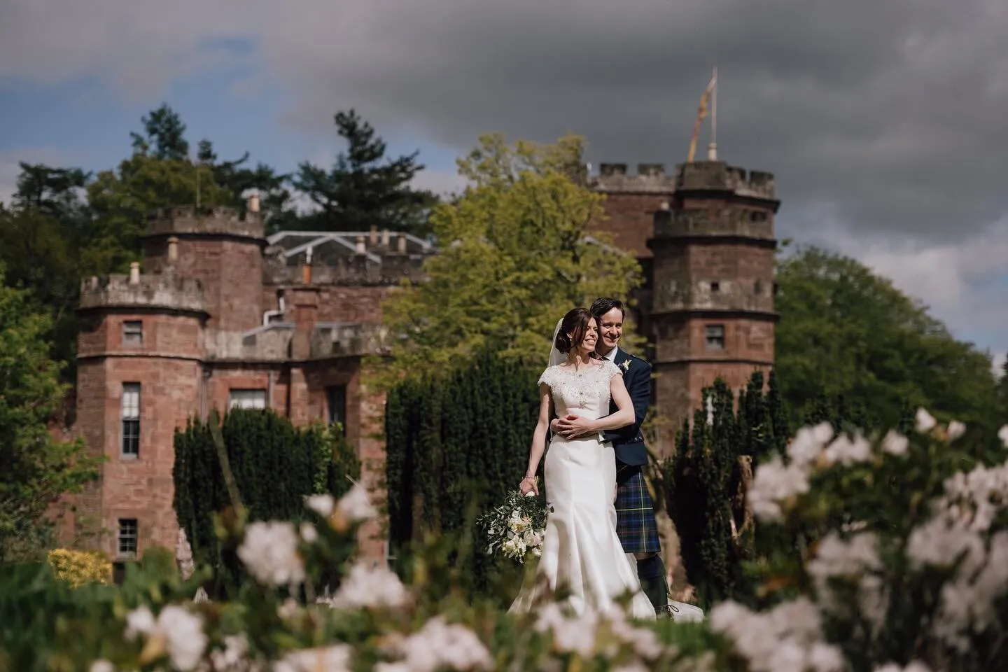 //QUOTE//

“The best thing to hold onto in life is each other” - Audrey Hepburn

Photo: @aboynephotographics 

________________________

Fasque House is a 5-star exclusive use wedding & events venue in Aberdeenshire, Scotland; the gar